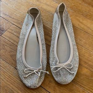 Zara women’s ballet flats in nude color, gold